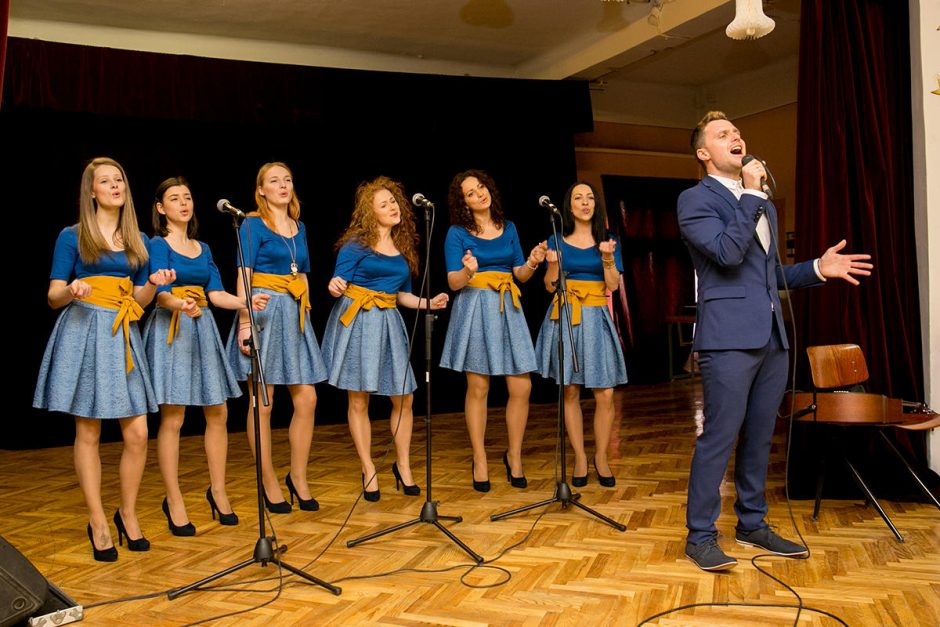 „Gintarinis“ Klaipėdos choras koncertavo pataisos namuose