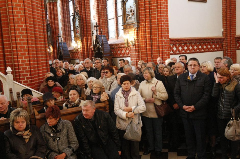 Į paskutinę kelionę išlydėtas maestro S. Povilaitis