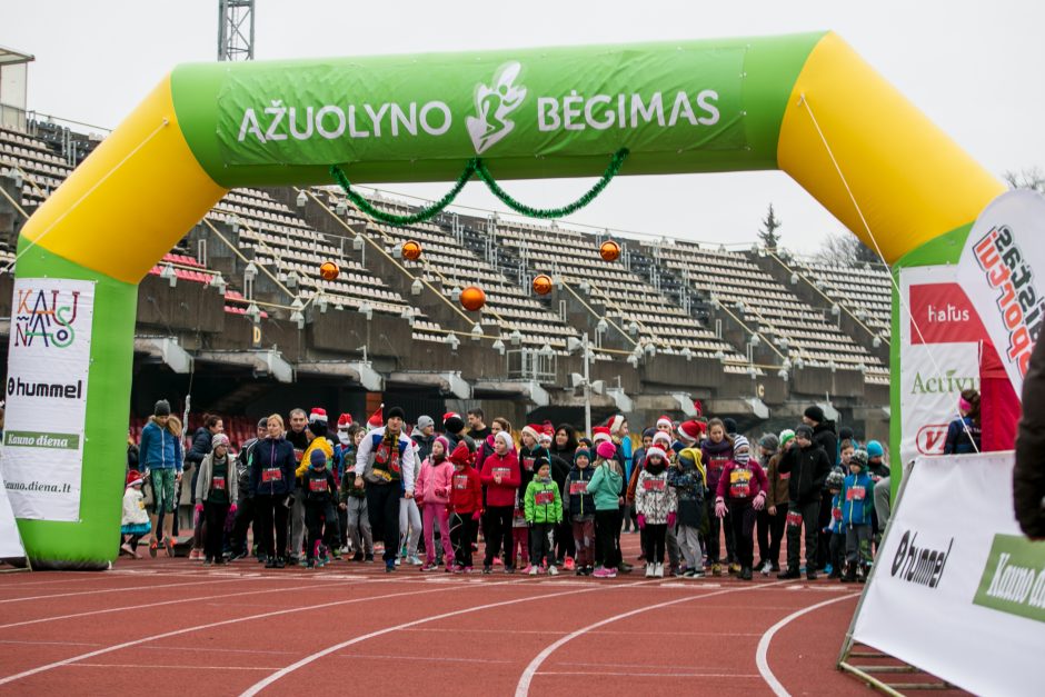 „Naujametinis Ąžuolyno bėgimas“ pranoko lūkesčius – sulaukė 1000 dalyvių