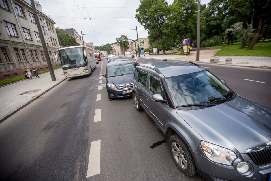 Vytauto prospekte – keturių mašinų avarija