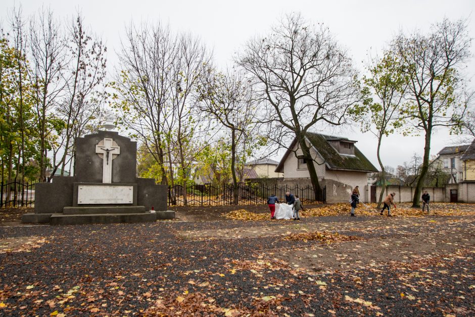 Prieš Vėlines – dėmesys senosioms karių kapinėms