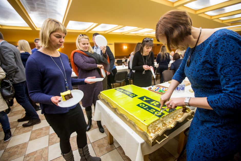 Kaunas apsalo nuo laimės – žaismingi herojai, prizai ir milžiniškas tortas