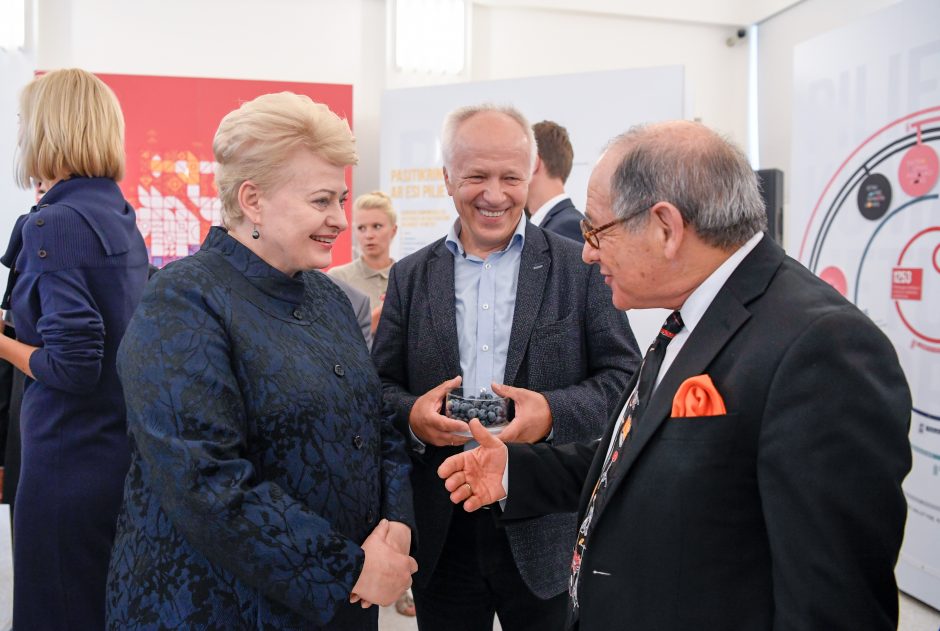 Prezidentė skelbia iniciatyvą „Rinkis Lietuvą“