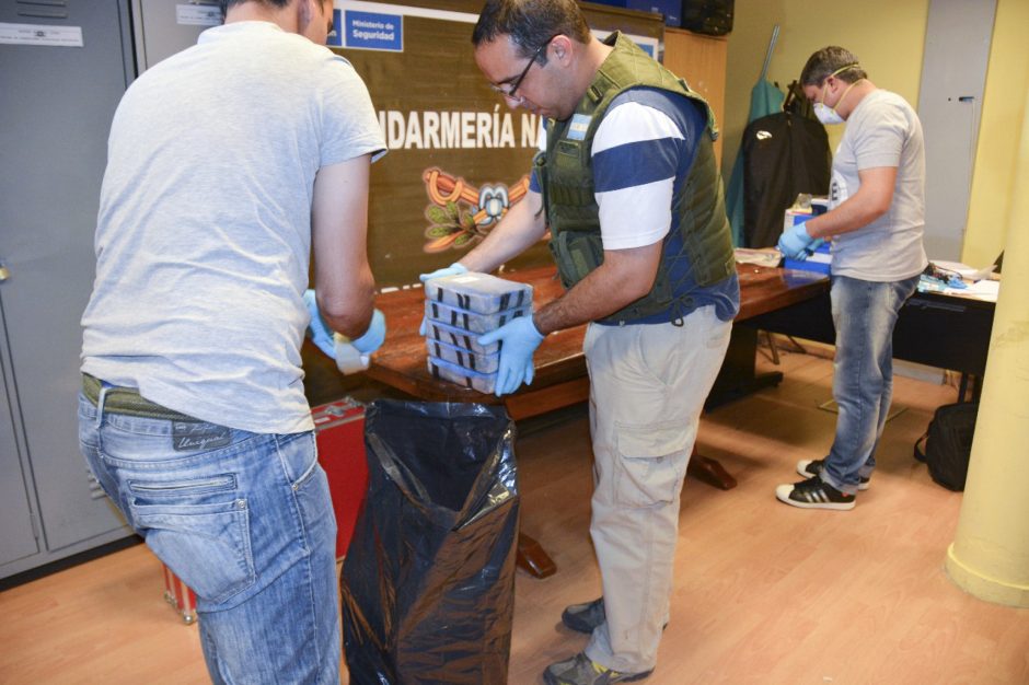 Rusijos ambasadoje Argentinoje aptikta beveik 400 kg kokaino