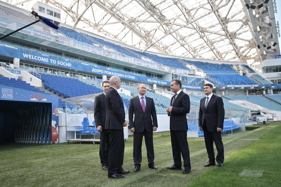 FIFA vadovas: Rusija visiškai pasiruošusi pasaulio futbolo čempionatui 