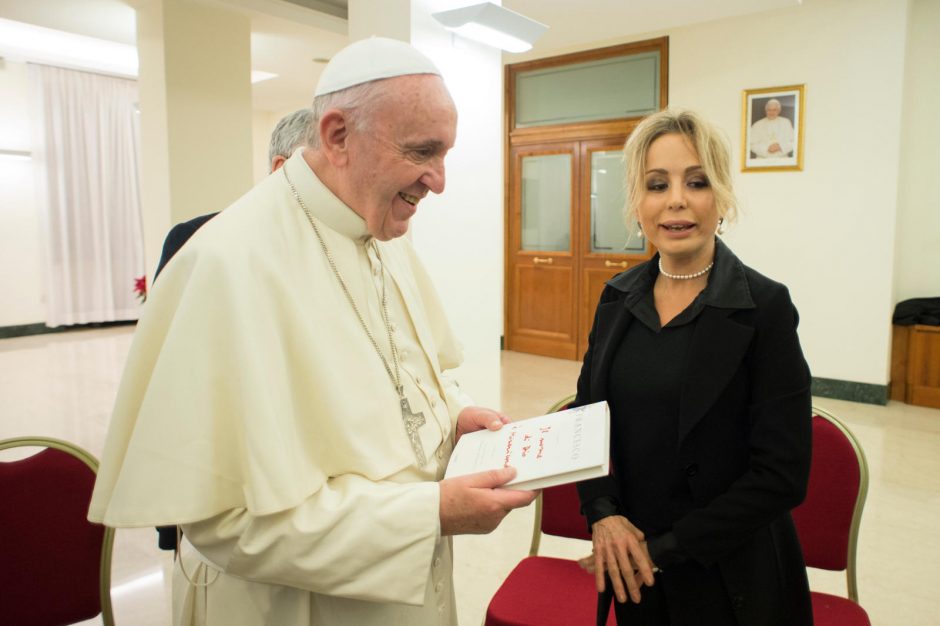 Popiežius sako esantis „nusidėjėlis“, kuriam reikalinga Dievo malonė