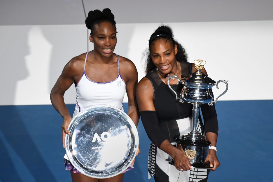 Istorinis triumfas: Serena Williams „Australian Open“ finale pranoko seserį Venus