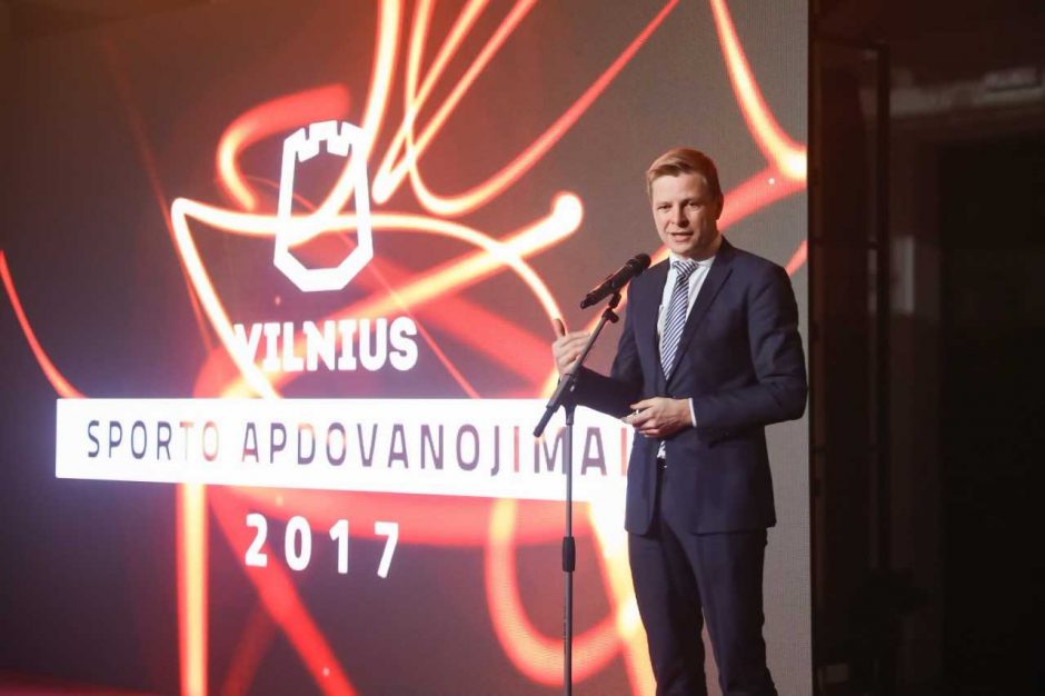 Sostinę garsinantys sportininkai apdovanoti „Vilniaus vilkais“