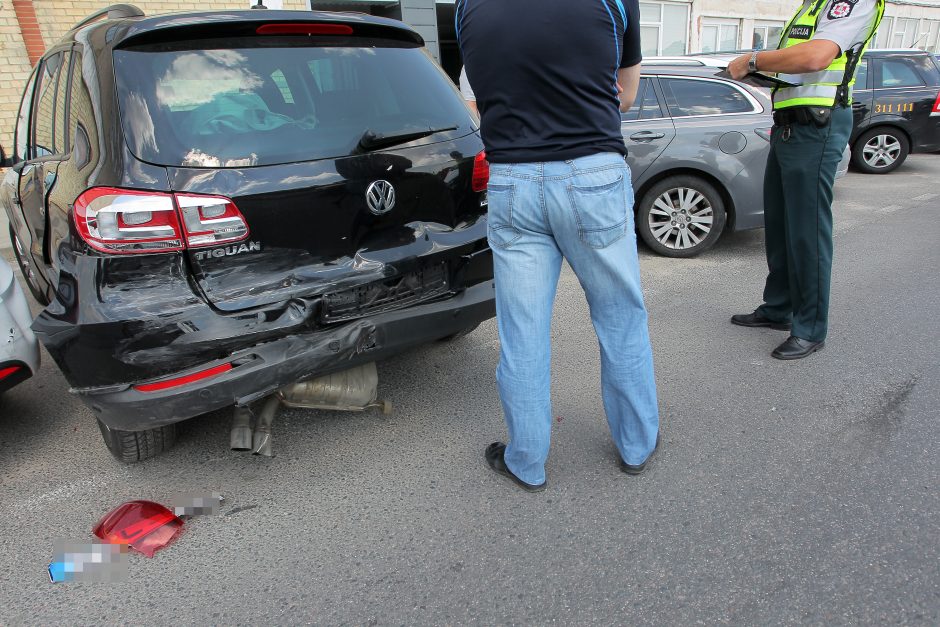 Kaune į avariją pateko Seimo nario P. Gražulio dukra 