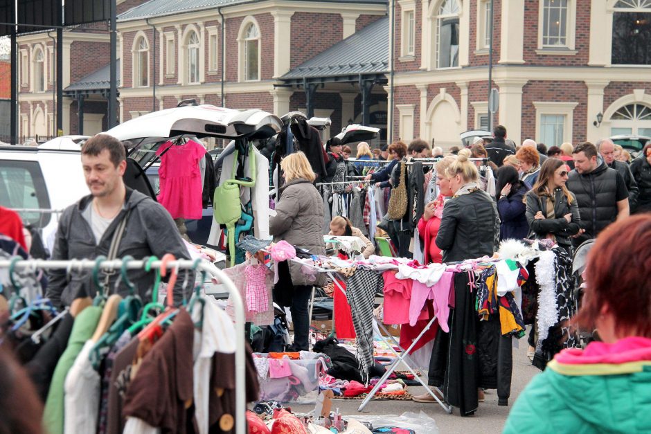 Bagažinių turgus šurmuliuos kiekvieną sekmadienį 