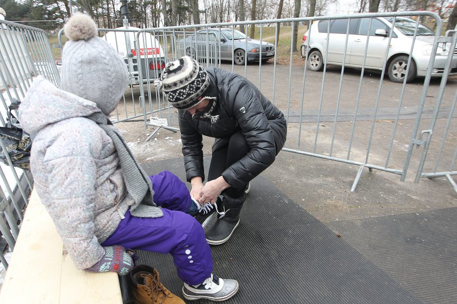 Nemokamos čiuožyklos darbą stabdo trikdžiai 