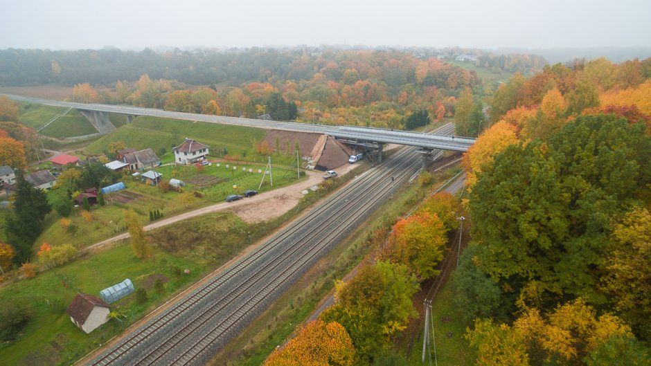 Geros naujienos Kauno vairuotojams: po rekonstrukcijos atidarytas Ražiškių viadukas