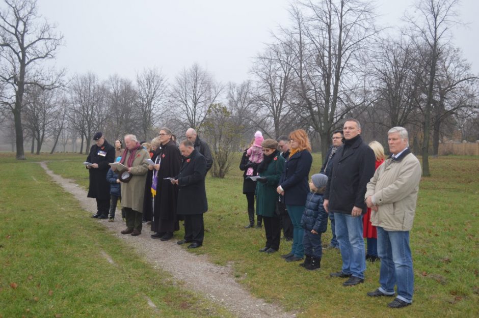 Klaipėdos Vitės kapinėse pagerbti Jungtinės Karalystės kariai