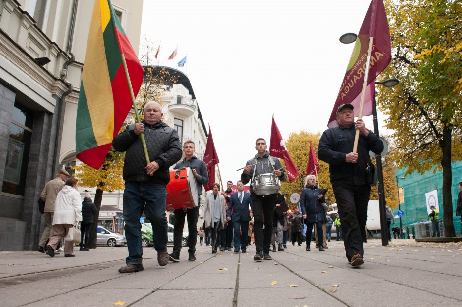 Mitingo prieš skurdą dalyviai apie save: „Biedni ir įsiutę“