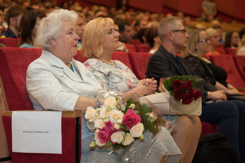 Vytauto Didžiojo universitete – diplomų įteikimo šventė