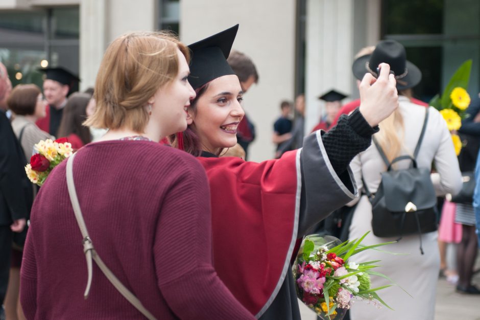 Vytauto Didžiojo universitete – diplomų įteikimo šventė