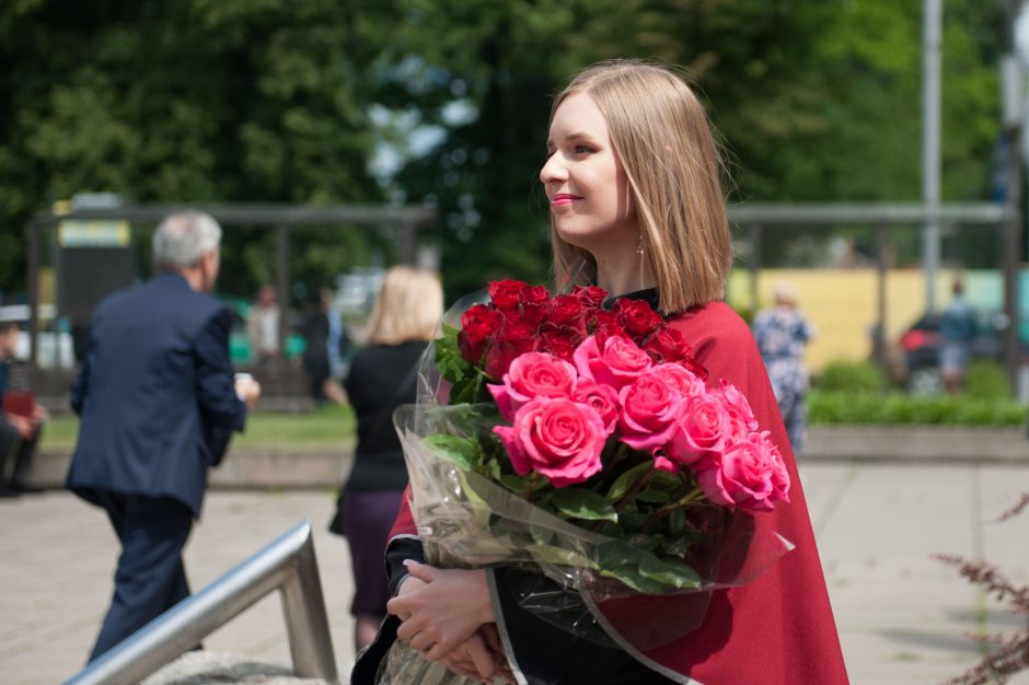 Vytauto Didžiojo universitete – diplomų įteikimo šventė