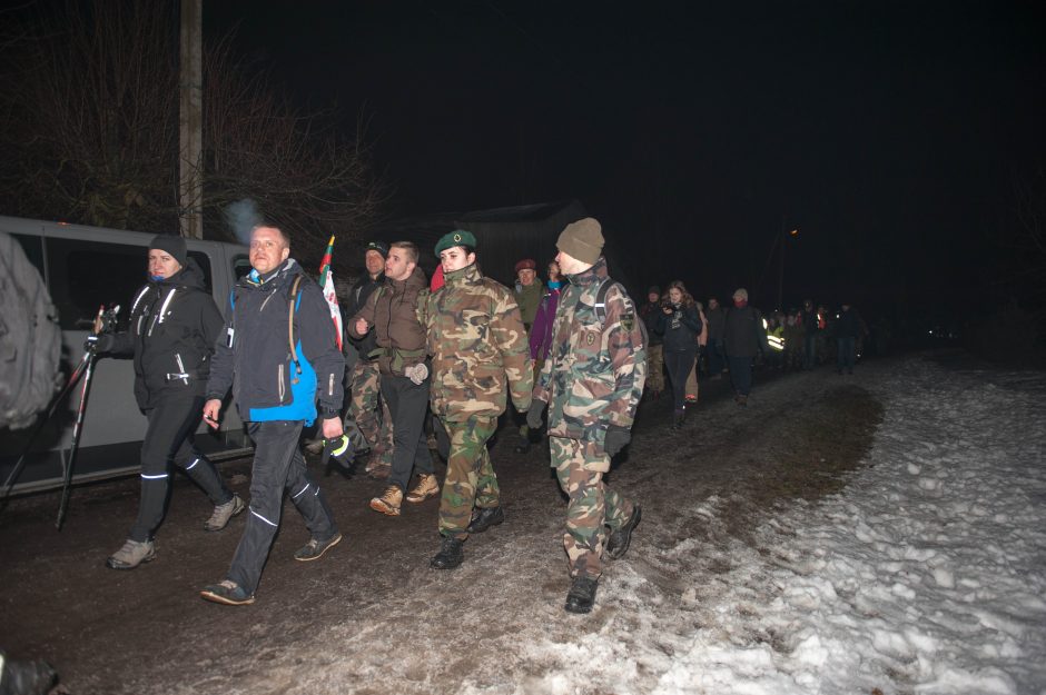 Į naktinį žygį partizanų takais leidosi daugiau nei 1,2 tūkst. žygeivių 