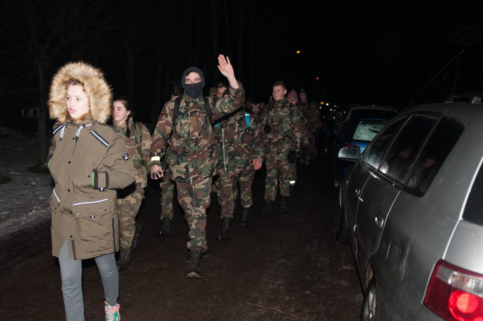 Į naktinį žygį partizanų takais leidosi daugiau nei 1,2 tūkst. žygeivių 