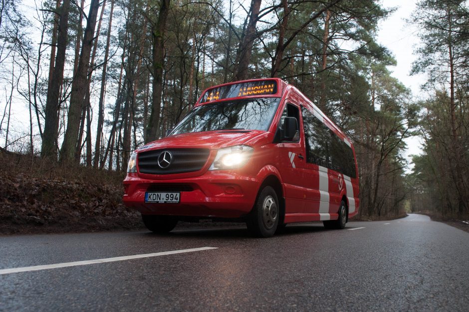 Šventinė vežėjų dovana kauniečiams – nauji mažieji autobusai