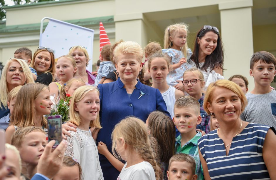 Įsivaikinusių šeimų susitikimas Prezidentūroje