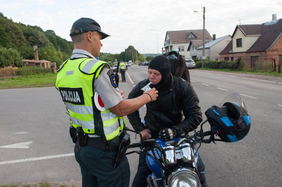 Policijos reidas Panerių gatvėje