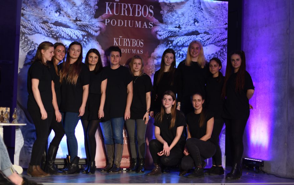 Ant „Kūrybos podiumo“ – išskirtiniai mados akcentai