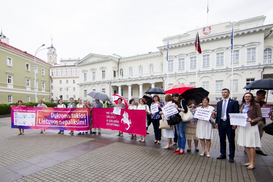 Piketas prieš Pagalbinio apvaisinimo įstatymą