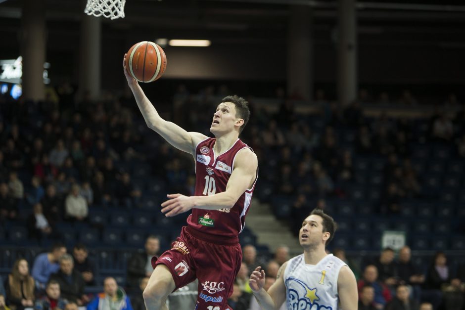 „Lietkabelis“ neturėjo vargo su „Pieno žvaigždėmis“