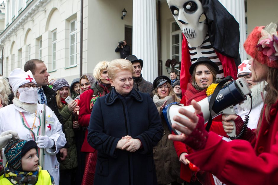 Prezidentė kepė Užgavėnių blynus