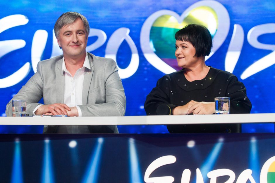 „Eurovizijos“ scenoje – kovų menai, dūžtantys stiklai ir pieštos ašaros