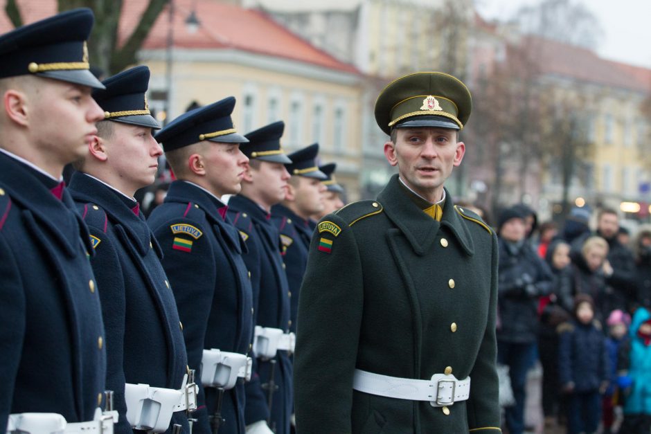 Vėliavos dieną Gedimino bokšte iškelta trispalvė