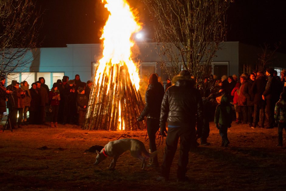 Vilniuje suliepsnojo atminimo laužai