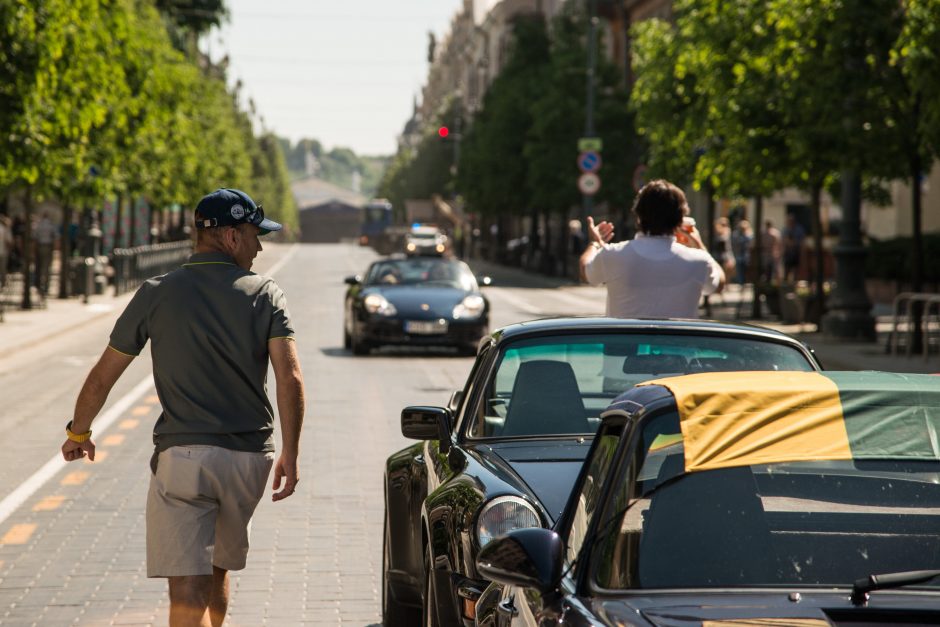 „Porsche“ gerbėjai Lietuvos šimtmetį pažymėjo ypatingai