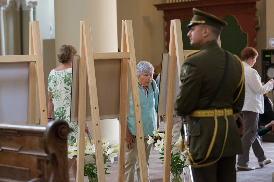 Šv. Jonų bažnyčioje pašarvoti M. Biržiškų šeimos palaikai