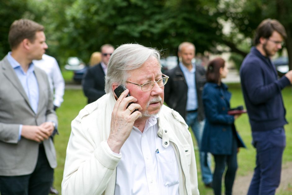 Prie Rusijos ambasados – protestas dėl Rusijos veiksmų Gruzijoje