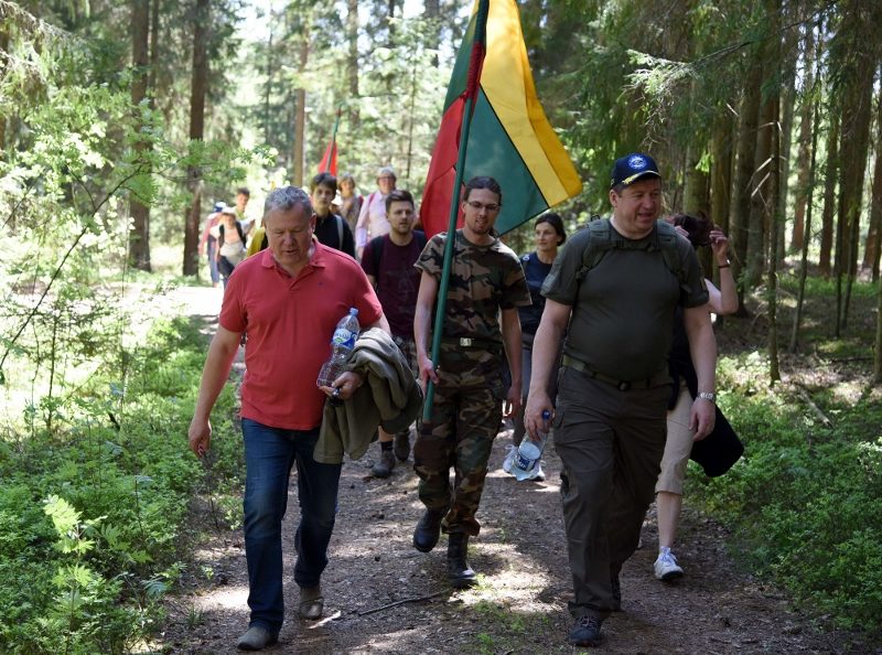 Šimtai žmonių pagerbė Aukštaitijos partizanus