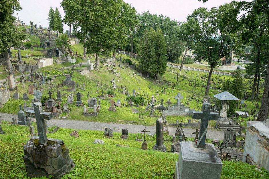Rasų kapinių atnaujinimo darbus teigiamai įvertino ir lenkų paveldosaugininkai