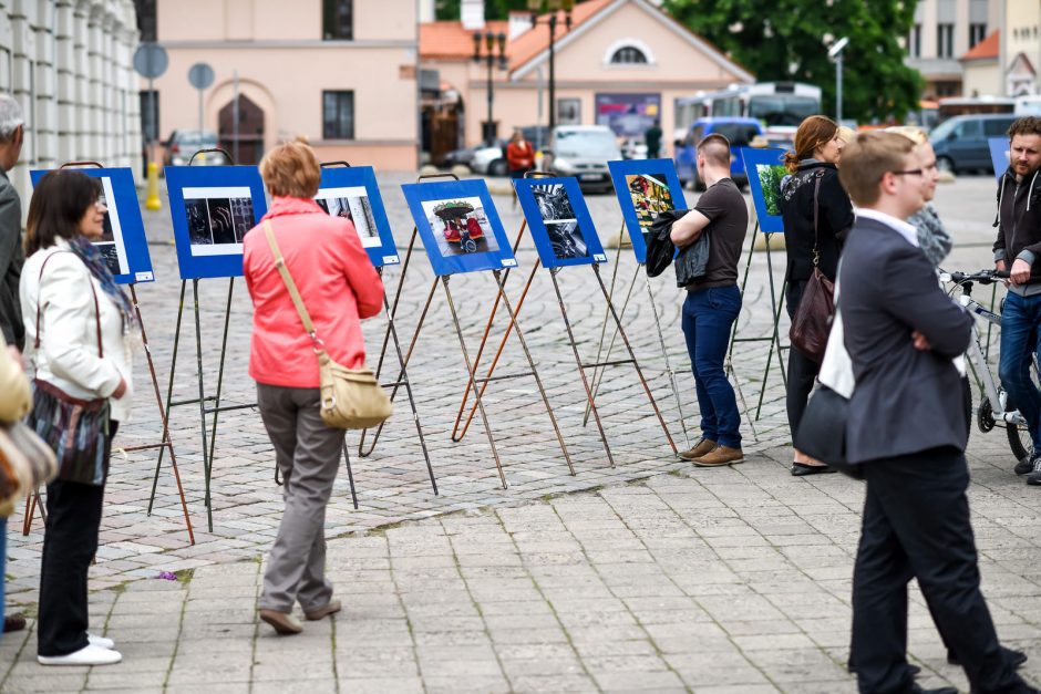 Žmonės su negalia Kaunui dovanojo filmą, dainą ir šokį