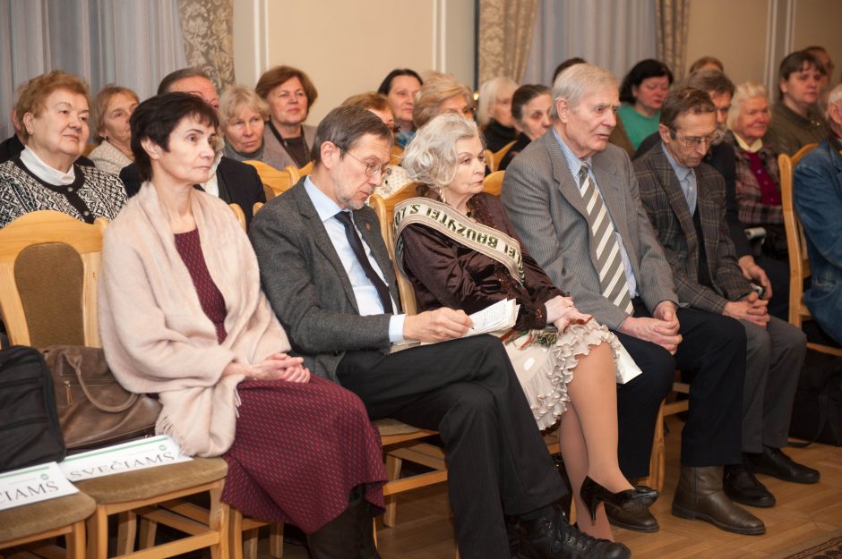 Apdovanotas prof. L. Mažylis turi naujų planų