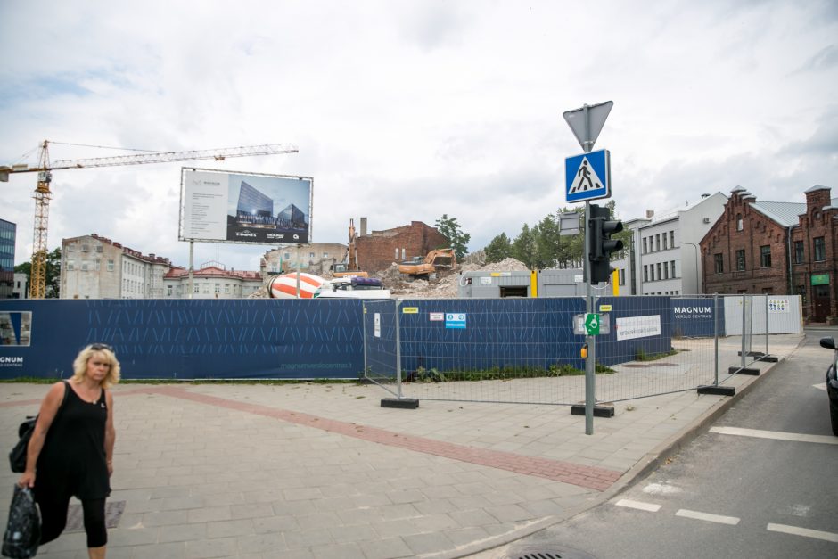 Kaunas atsisveikina su viešbučiu-vaiduokliu „Respublika“