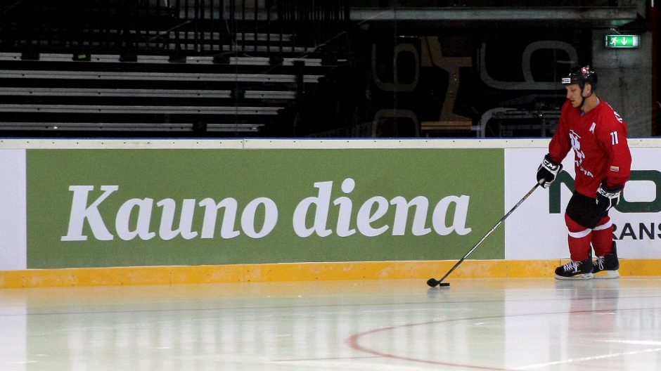 Spaudos konferencija ant „Žalgirio“ arenos ledo