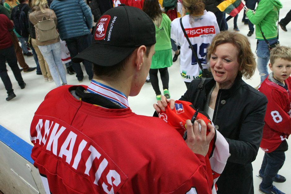 „Hockey Lietuva“ vadovas apie lietuvių triumfą: esame jau arti elito 