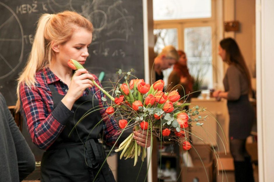 Floristas apie šv. Valentino dienos dovanas: milijonai simbolių gali reikšti meilę