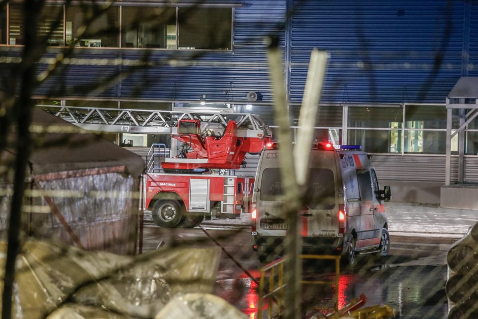 Klaipėdoje užsiliepsnojo „Philip Morris Lietuva” 