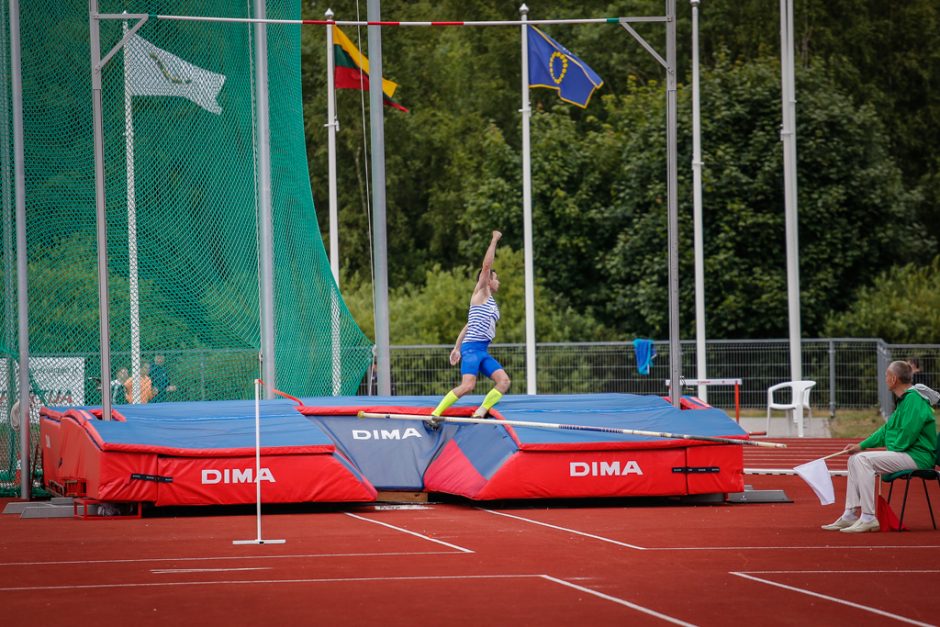 Krepšininkus „išstūmę“ lengvaatlečiai išsiaiškino Lietuvos čempionus