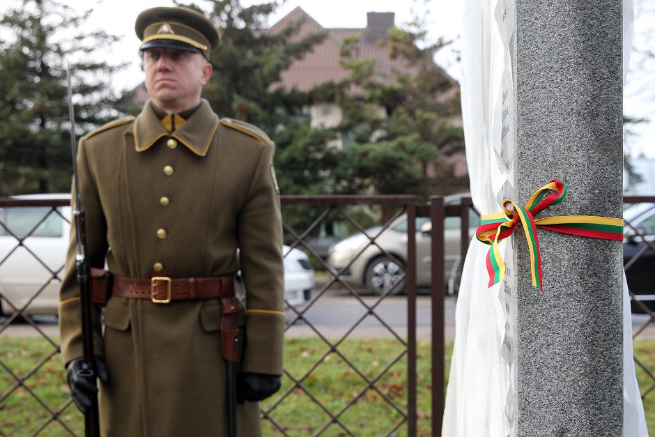 Memorialo žuvusiems karininkams atidengimas