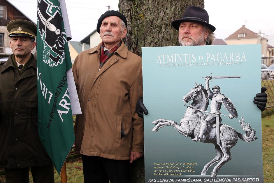 Memorialo žuvusiems karininkams atidengimas