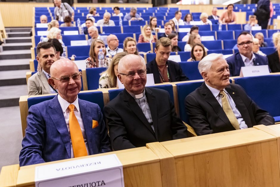 Pasaulio lietuvių bendruomenė susirinko į XVI Seimą