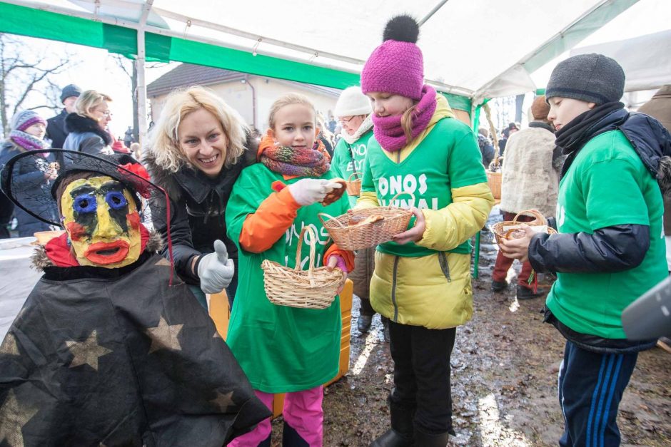 Užgavėnių šventėje – Onos blynai su ožkos pienu ir sūriu